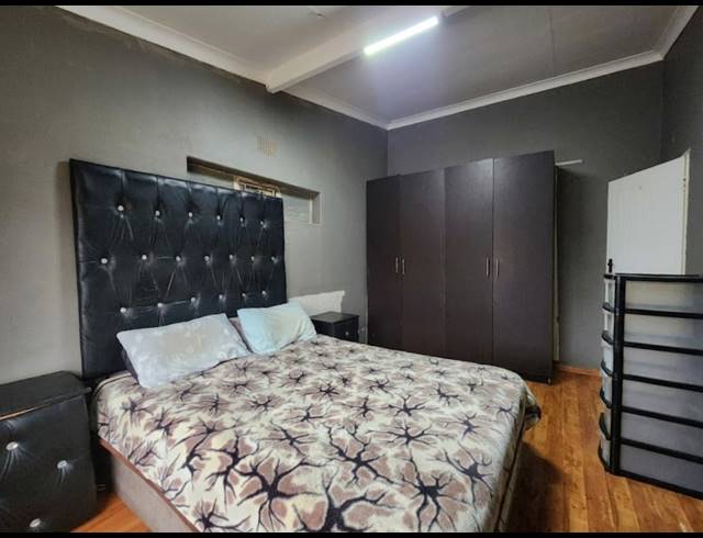 3 BEDROOM HOUSE FOR SALE IN ROTHDENE